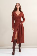 Φόρεμα μιντι πλέξη