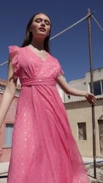 Μακρύ φόρεμα με χρυσό τύπωμα - Image 2