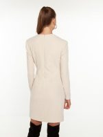 Ντραπέ φόρεμα με κουμπιά στον ώμο - Image 2