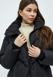 Genaya Puffer Coat - Image 3