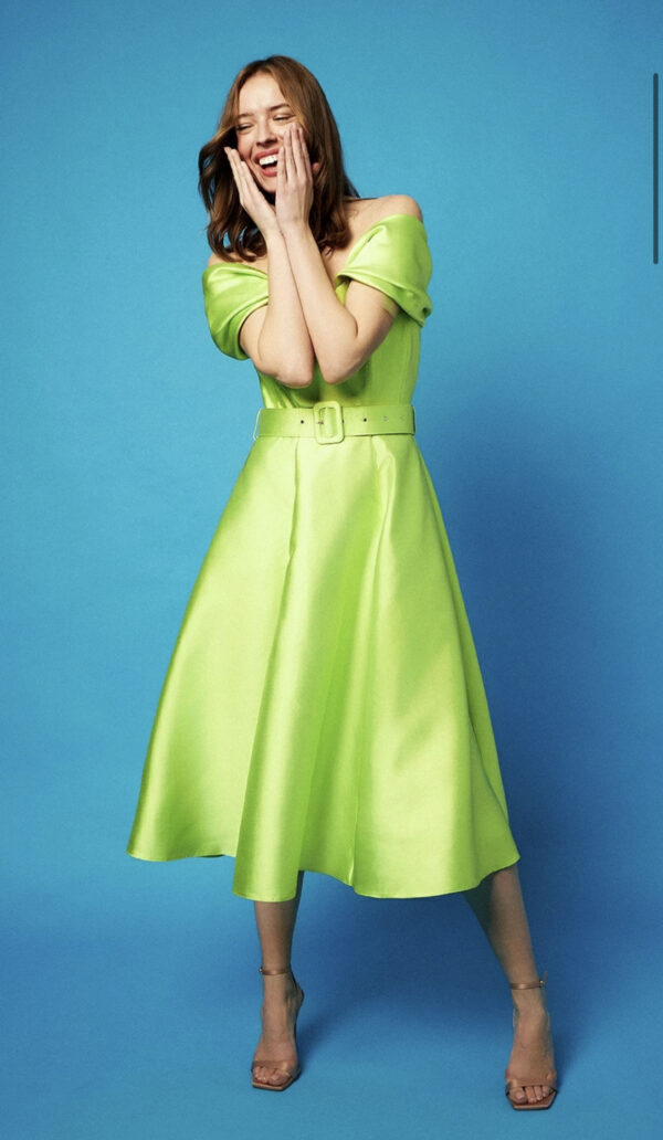 IMG_1194 Φόρεμα μίντι με ντεκολτέ σε σχήμα καρδιάς - Image 1