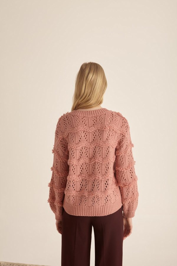 Χαλαρό πλεκτό με  πλεξούδες - Image 4