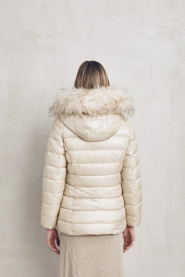 Μπουφάν με κουκούλα και αποσπώμενη Γούνα - Image 2