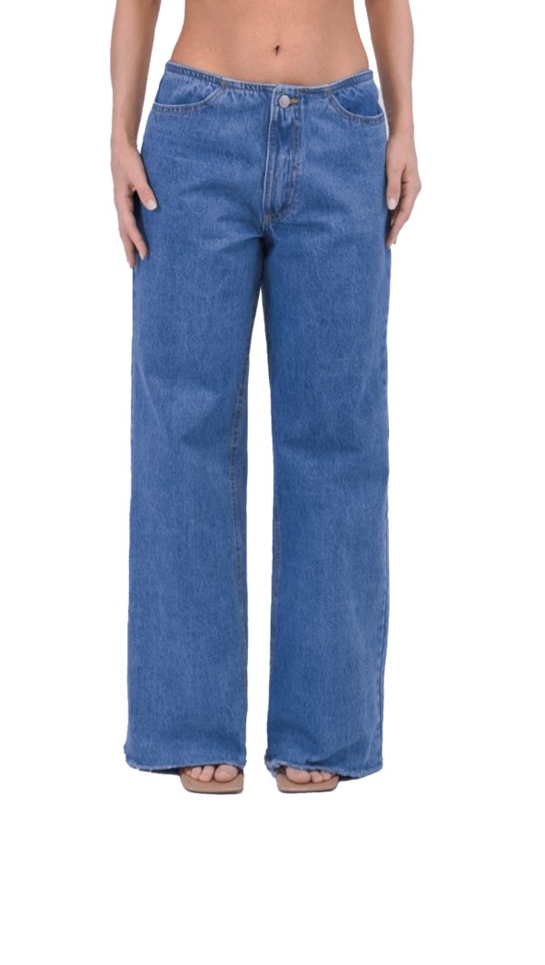 Ailyn S/W Cropped - Image 4