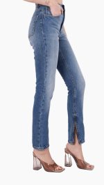 Gaelle S/W Fade-Out - Image 3