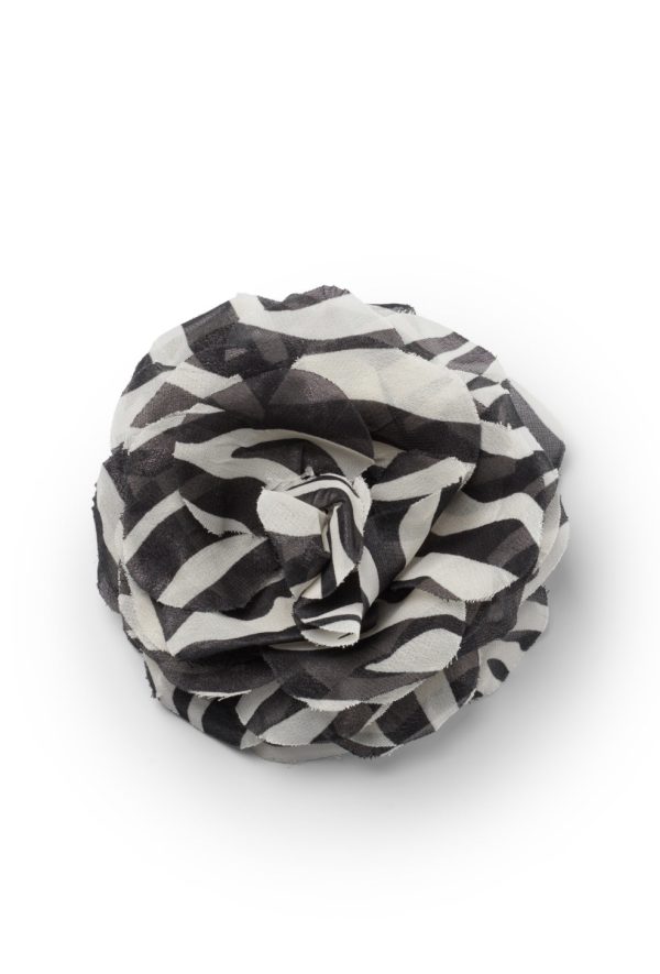 ZEBRA FLOWER BROOCH - Image 1
