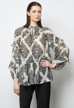 Μπλούζα εμπριμέ με βολάν - Image 2