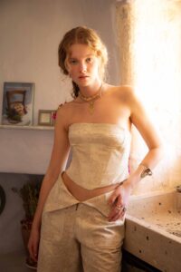 SELWΙN BUSTIER