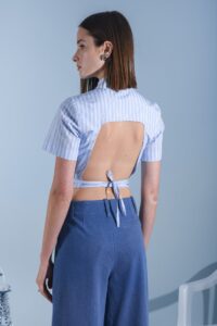 JOEY CROP SHIRT LIGHT BLUE - Image 2
