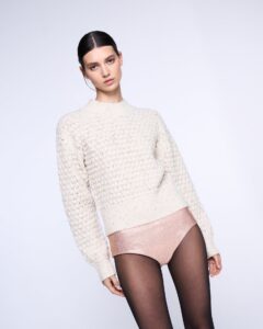 KNITTED PULLOVER