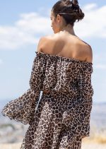 Σετ. Μπλούζα animal print με ακάλυπτους ώμους Με Παντελόνα animal print - Image 5