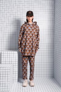 STAND UP HOODIE BROWN - Image 2