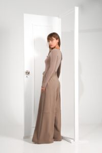 STEP PANTS TAUPE - Image 2
