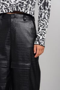 ARPYES BREAKING BARRIERS PANTS BLACK - Image 3