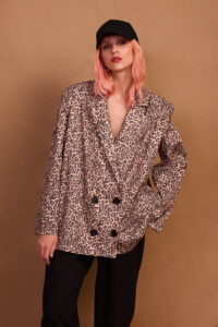 DORIS BLAZER