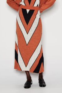 TEXTILE CREATURE KNITTED SKIRT - Image 3
