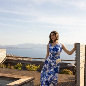 Φόρεμα με floral μοτίβο και ντραπέ μπούστο μπλε