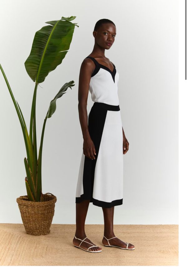 Σετ νήμα φούστα τοπ άσπρο μαύρο - Image 3