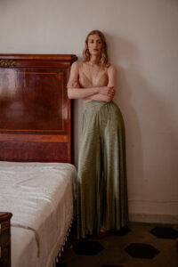 NATURAL PANTS olive green - Image 2