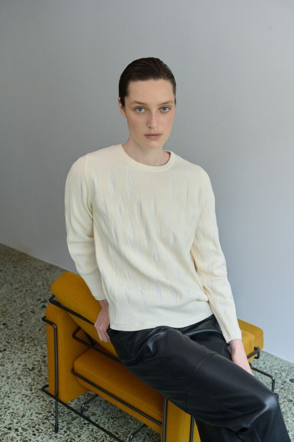 LADIES KNITTED PULLOVER - Image 1