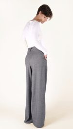ANDREA GREY - Image 2