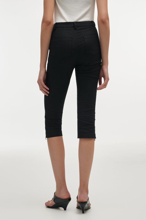 LOLITA CAPRI TROUSERS BLACK - Image 2