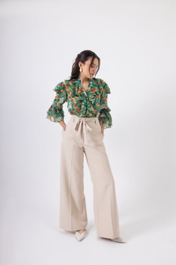 Παντελόνα ψηλόμεση μπεζ με ζώνη και κουμπί - Image 1