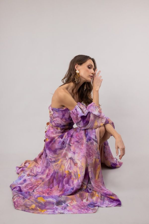 Γυναικείο Maxi Φόρεμα Off Shoulder Λιλά με Φλοράλ Σχέδια & Πλαϊνό Άνοιγμα - Image 3