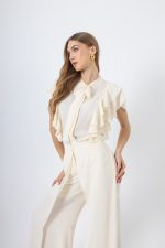 Εκρού Πουκάμισο με Βολάν & Φιόγκο