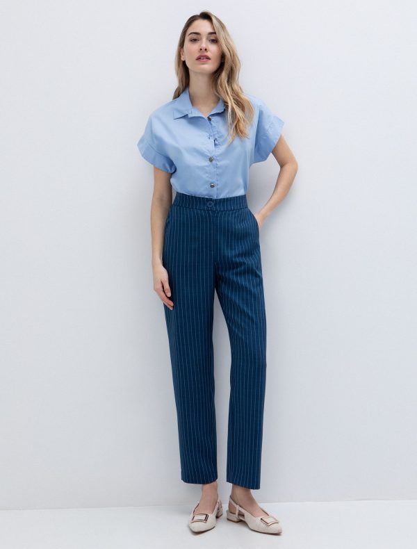 Ριγέ παντελόνι σε ίσια γραμμή - Image 1