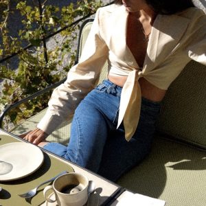 PURE CROP SHIRT BUTTER YELLOW