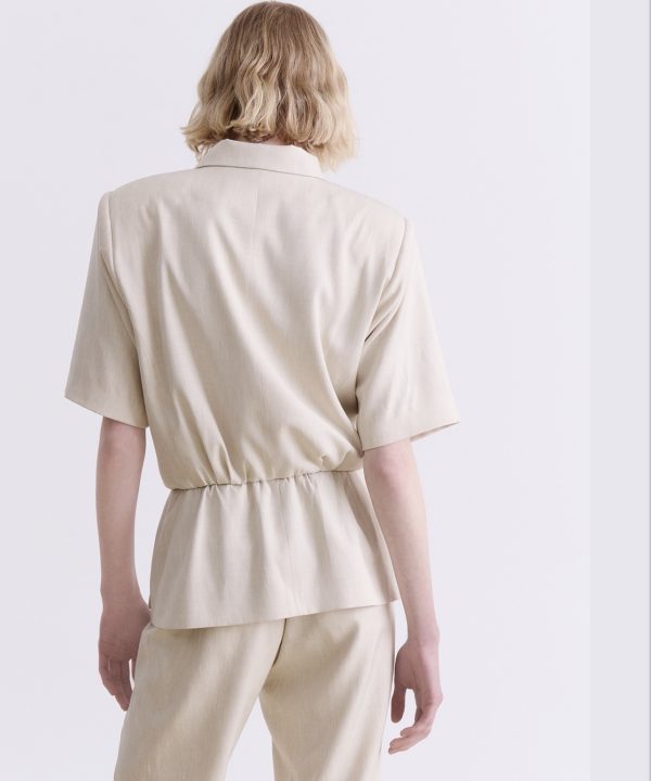 BEIGE SHORT-SLEEVE BLAZER - Image 2