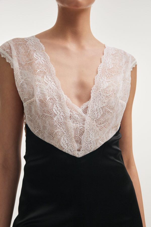 NAIA SILK MIDI DRESS BLACK - Image 3