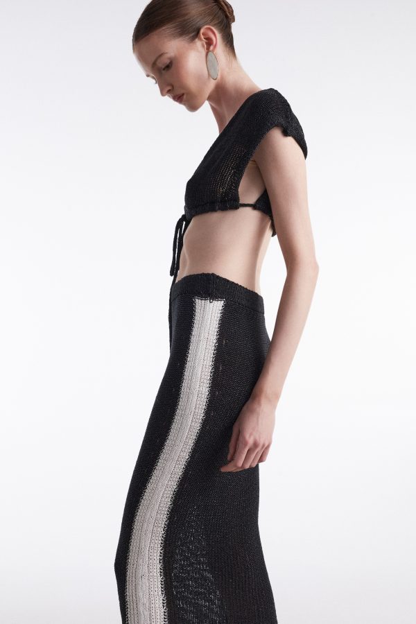 VOYAGE KNITTED TOP BLACK - Image 3