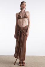 NO.26 KNITTED SARONG BROWN - Image 2