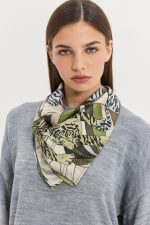 Pegasus Scarf (Khaki)