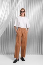 OSAKA ELASTIC WAIST PANTS CAMEL - Image 3