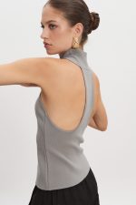 HEAVEN KNITTED TOP GREY - Image 3