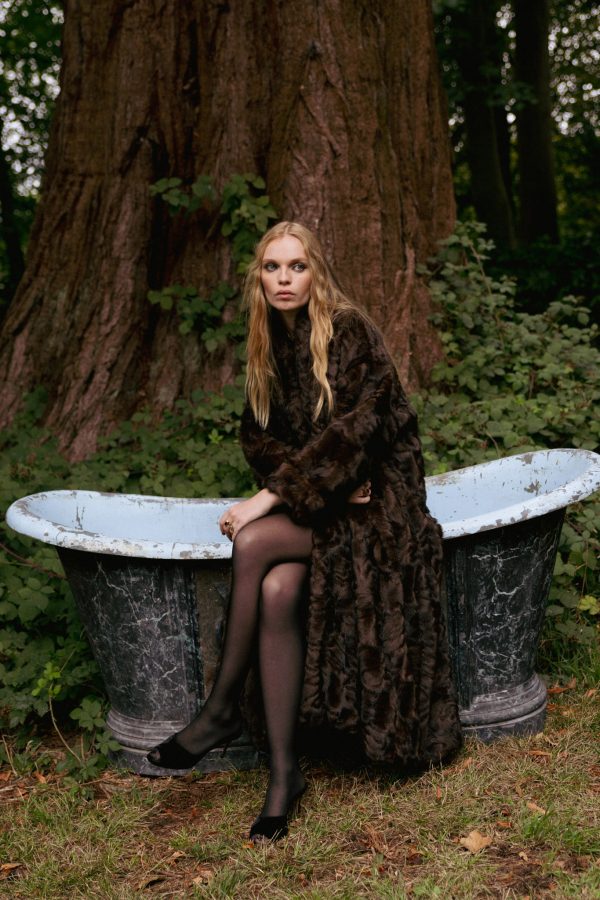REI FUR - Image 1