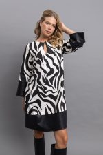 Μαύρο Statement Φόρεμα με Abstract Animal Print και Δερματίνη - Image 3