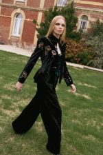 NOEV JACKET - Image 2